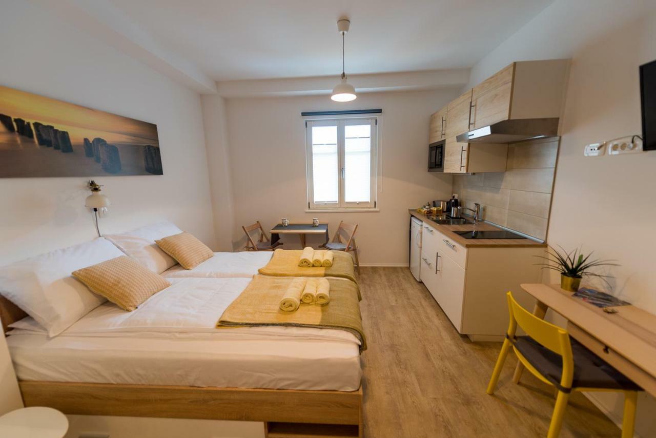 Central Apartments With Parking Ljubljana Extérieur photo
